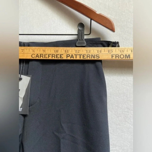 NWT D. RT Cannen Solid Slim Fit Crop Pants Sz 3 (28") - Picture 15 of 16